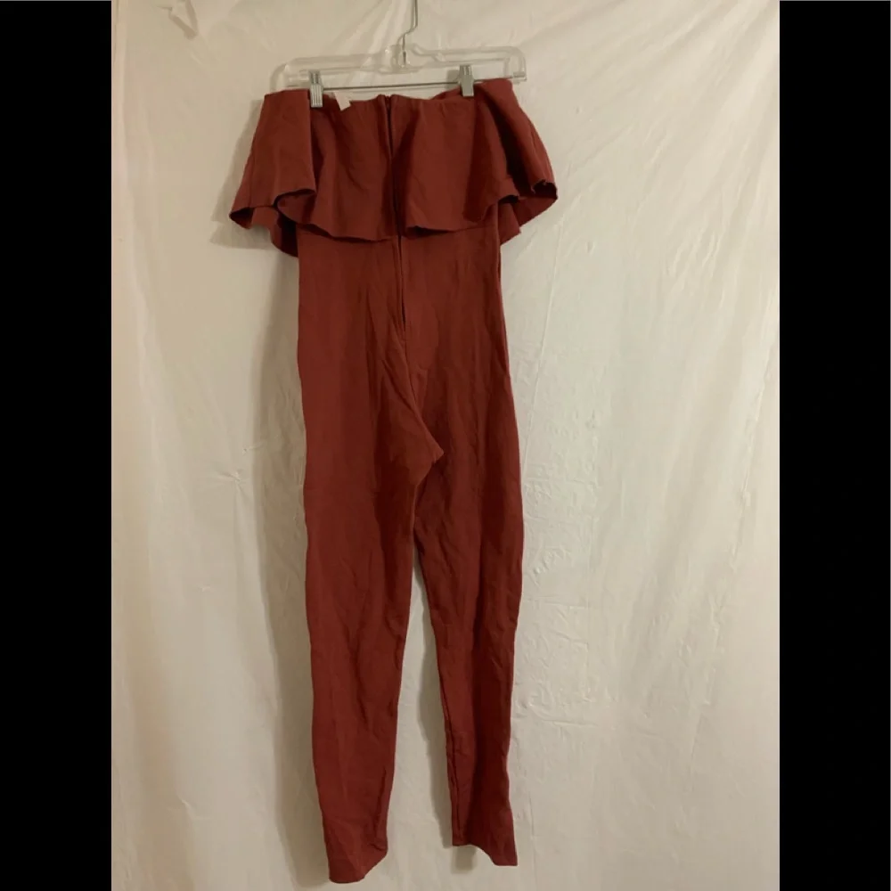 NWT Rust Ruffle Jumpsuit Brand New Never used - Picture 4 of 4